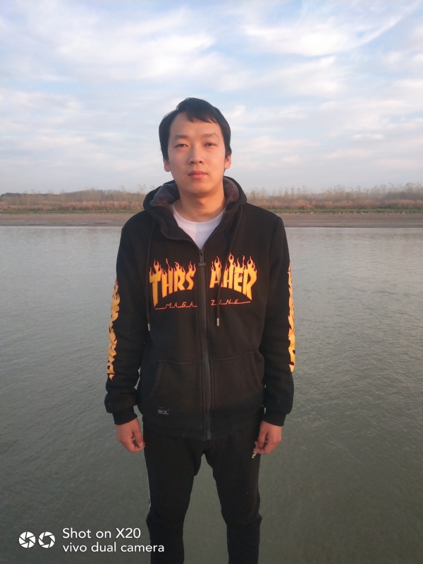 一往情深的第一张照片--大连相亲服务中心