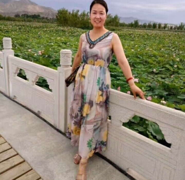 红叶的第一张照片--大连相亲服务中心