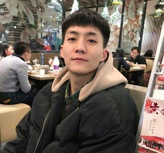 相爱的人的第一张照片--大连相亲服务中心