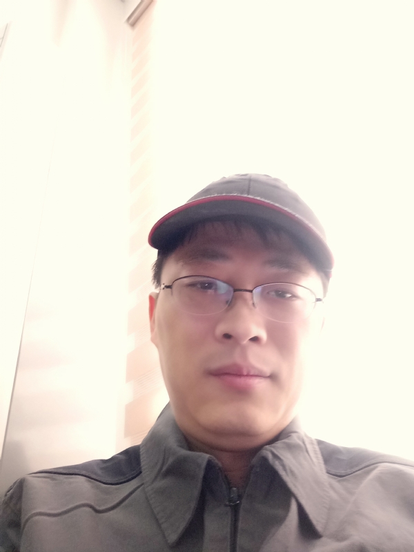 小马哥的第一张照片--大连相亲服务中心