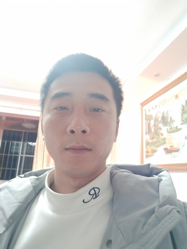 走进来的第二张照片--大连相亲服务中心