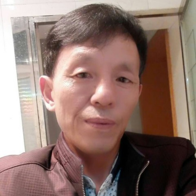 舒心的雨的第一张照片--大连相亲服务中心