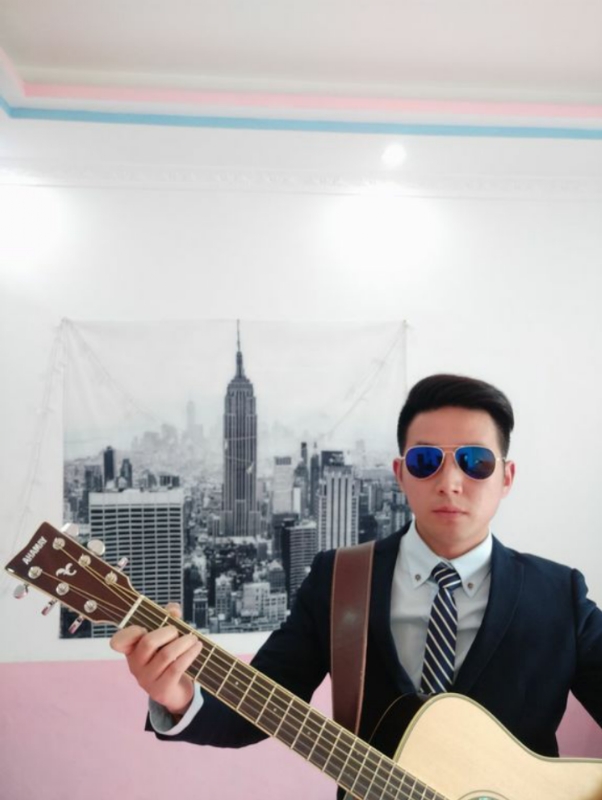 知心男友的第一张照片--大连相亲服务中心