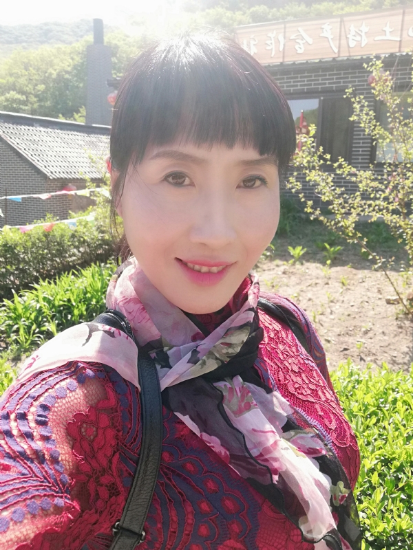 艳阳高照的第一张照片--大连相亲服务中心