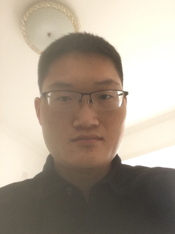 寻觅爱情的第一张照片--大连相亲服务中心