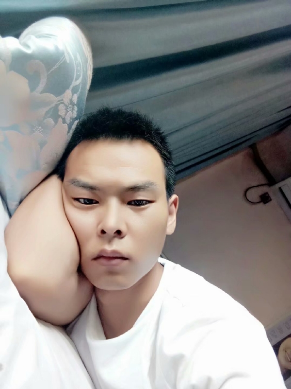 琪子心的第一张照片--大连相亲服务中心