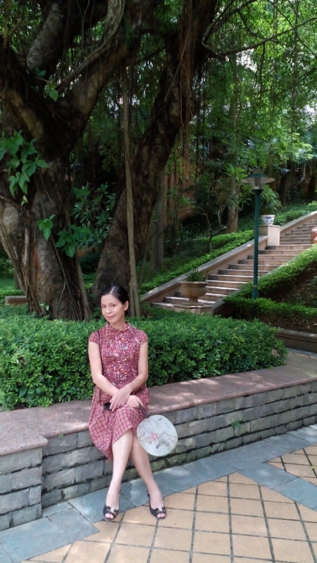 丹草雨田的第一张照片--大连相亲服务中心