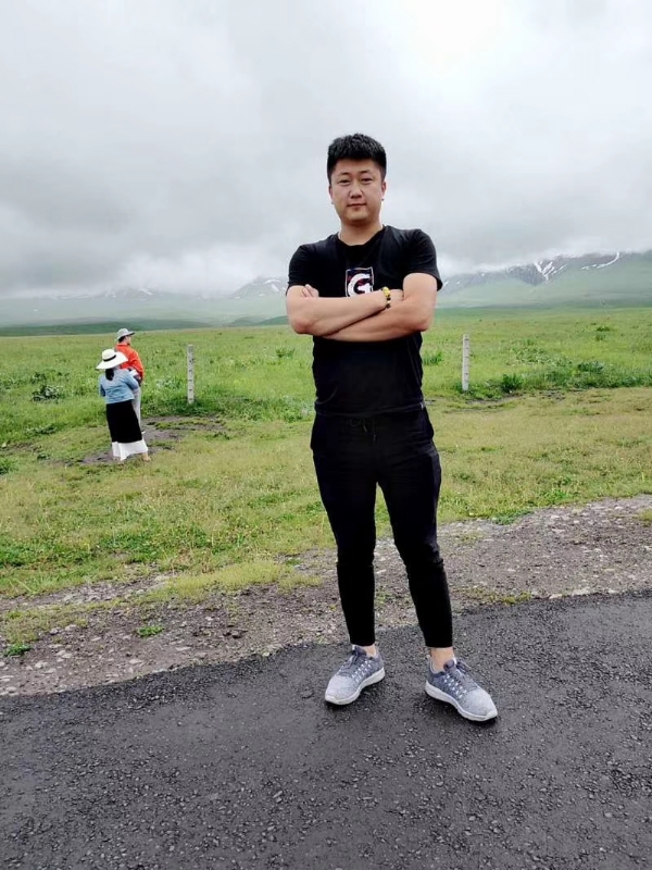 时间厮守的第一张照片--大连相亲服务中心