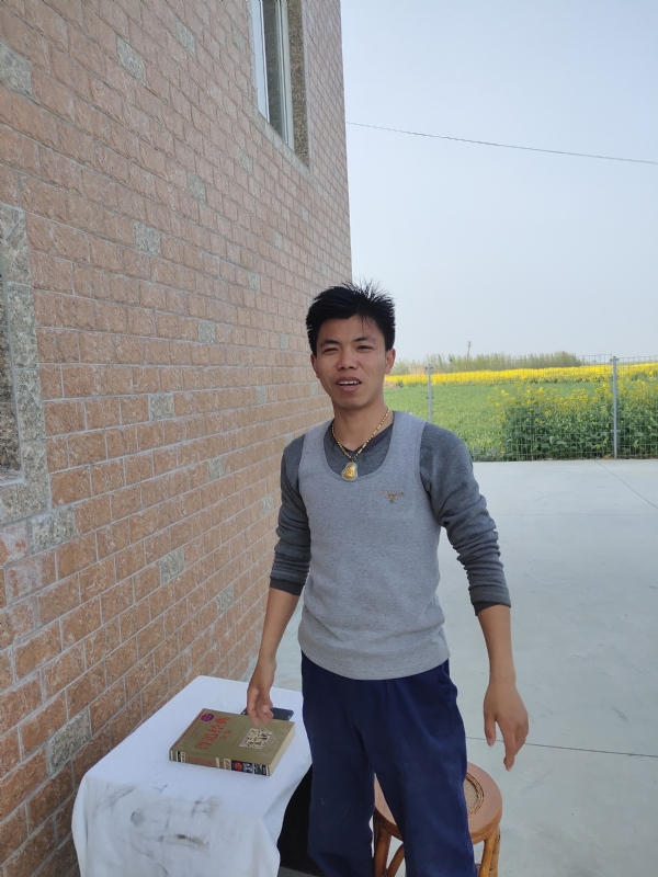 雷的第一张照片--大连相亲服务中心