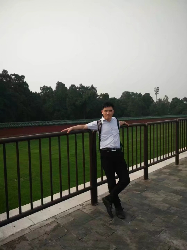 牛郎的第三张照片--大连相亲服务中心