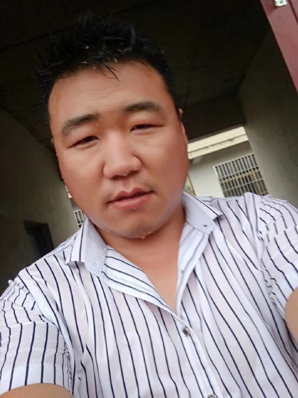 江湖中人的第一张照片--大连相亲服务中心