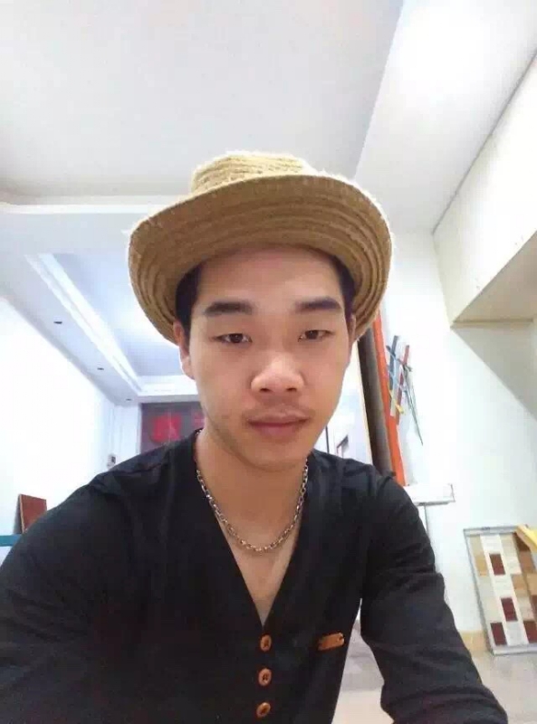 相知相伴的第一张照片--大连相亲服务中心