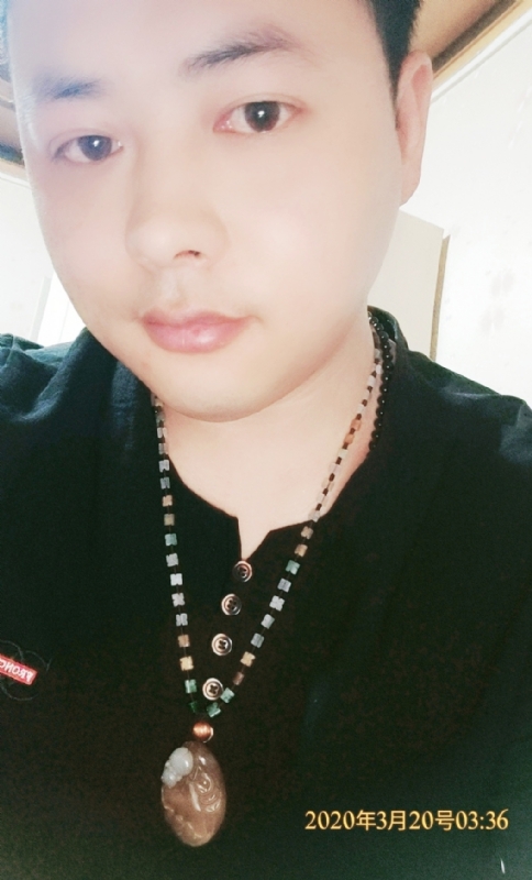 滴水成沙的第一张照片--大连相亲服务中心