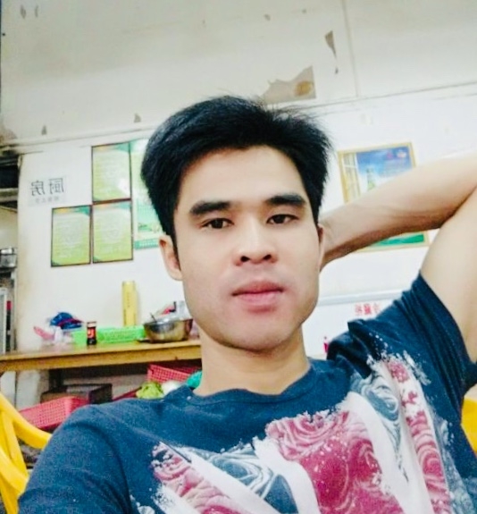 Huang的第一张照片--大连相亲服务中心