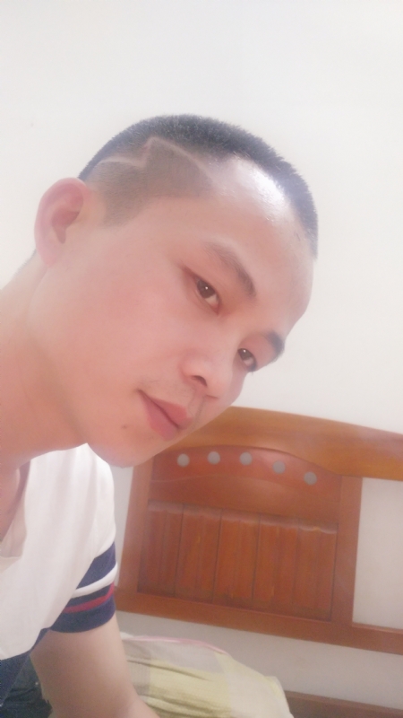 骑着蜗牛看世界的第一张照片--大连相亲服务中心