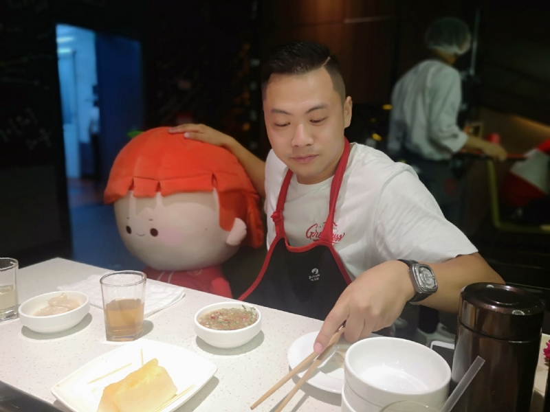 逆行的第一张照片--大连相亲服务中心