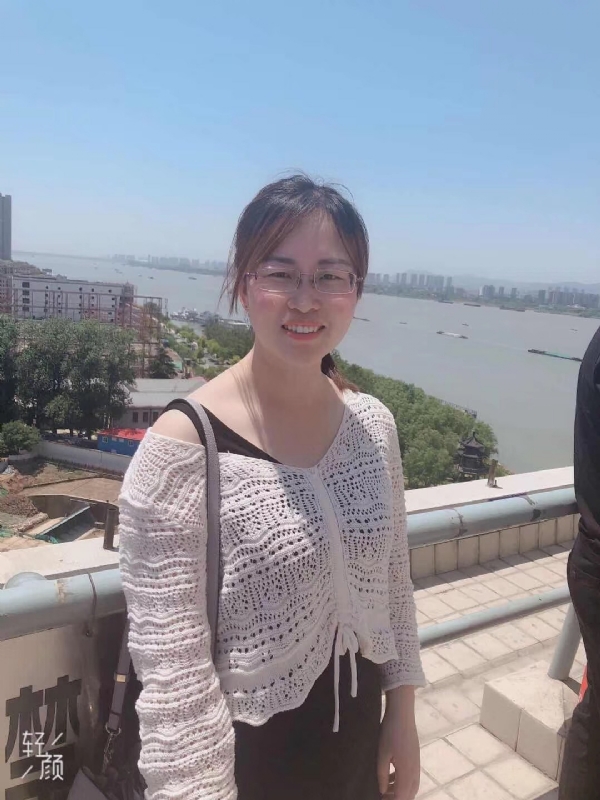 随缘的第一张照片--大连相亲服务中心