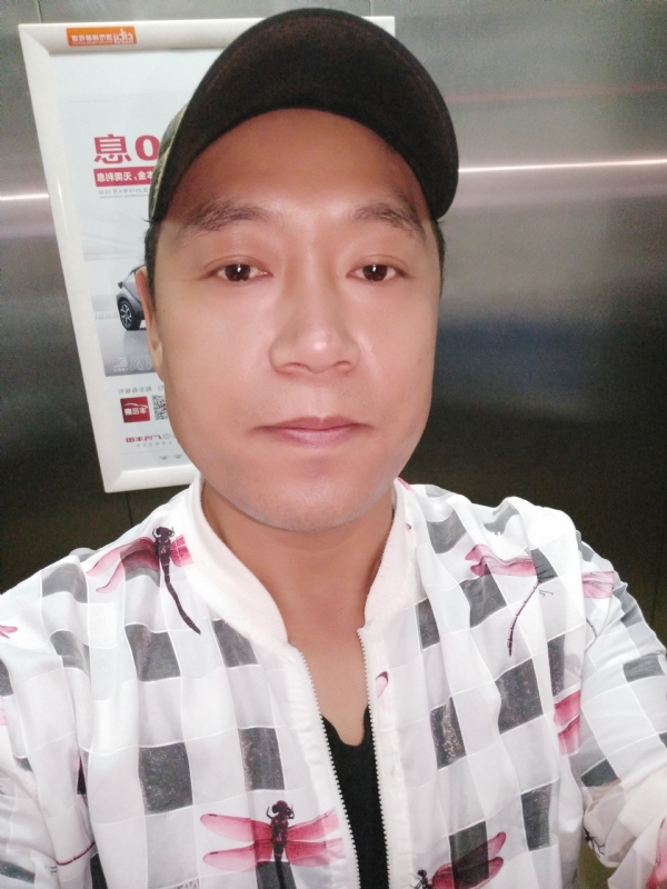 hainy的第一张照片--大连相亲服务中心