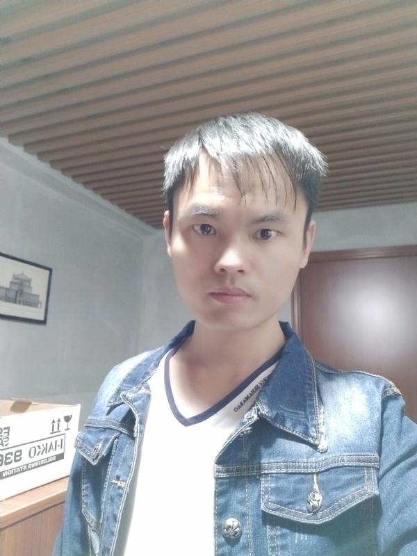 阿信的第一张照片--大连相亲服务中心