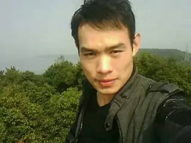 明镜的第一张照片--大连相亲服务中心