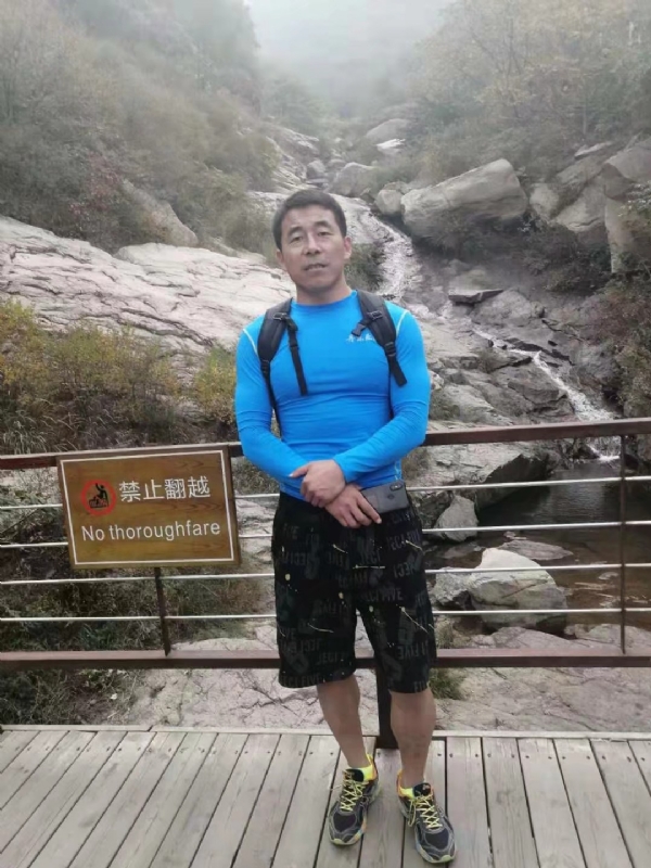 四季阳光的第一张照片--大连相亲服务中心