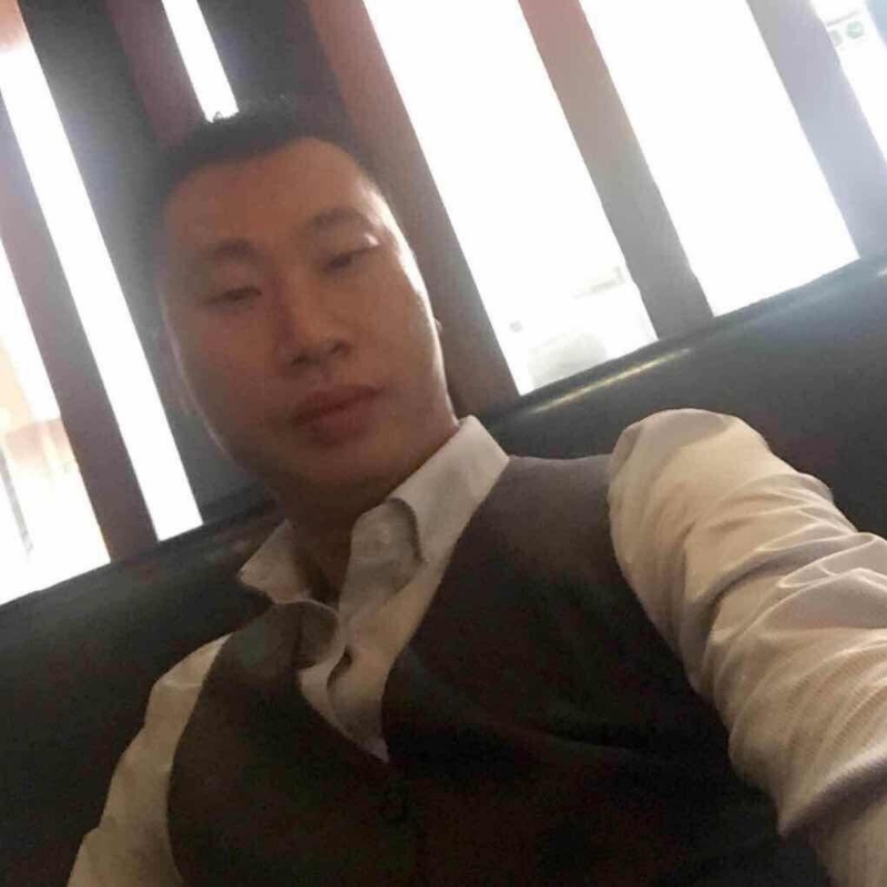 陈威的第一张照片--大连相亲服务中心