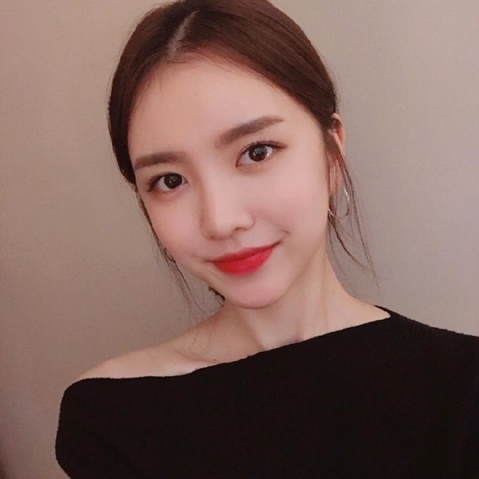 唐馨儿的第一张照片--大连相亲服务中心