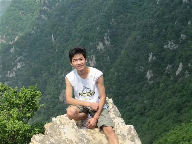 隐身的第一张照片--大连相亲服务中心