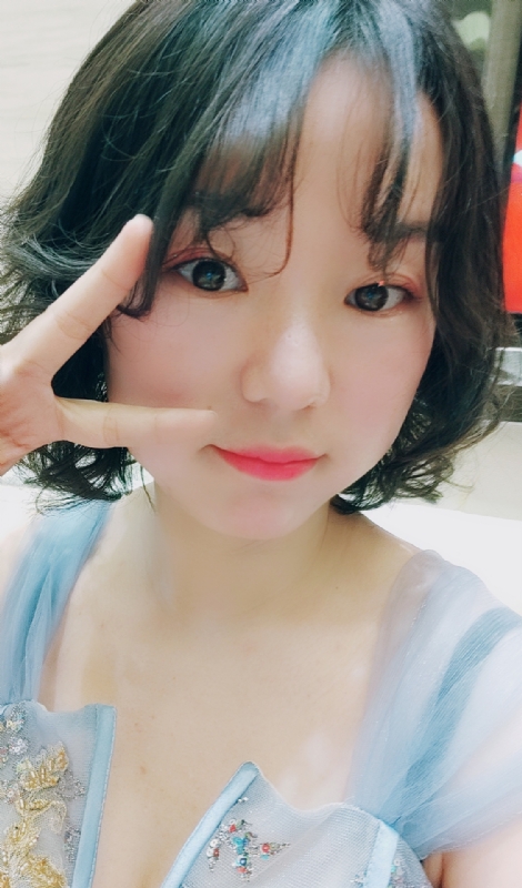 小c猫的第一张照片--大连相亲服务中心