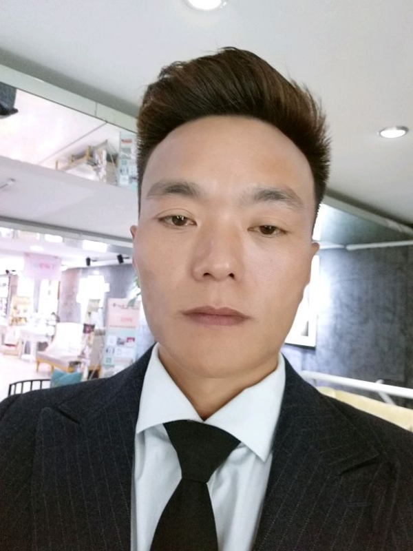 醉酒的蝴蝶的第一张照片--大连相亲服务中心