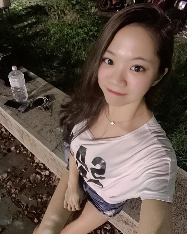 欣欣的第一张照片--大连相亲服务中心