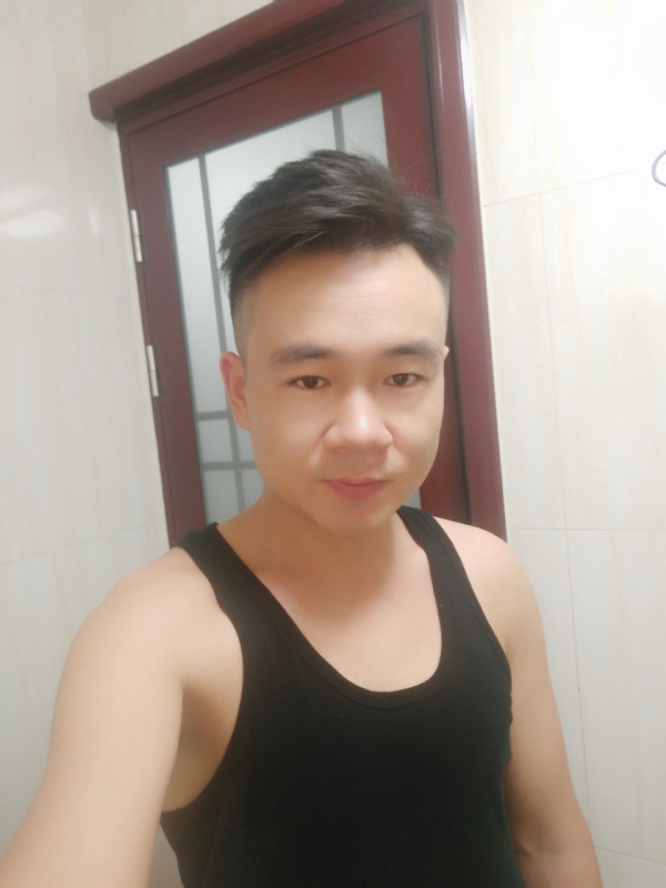 浮生若梦的第二张照片--大连相亲服务中心