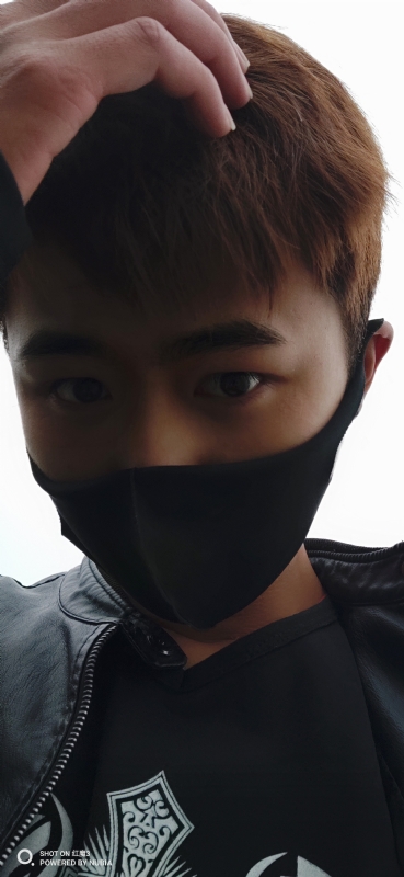 迷軍的第一张照片--大连相亲服务中心