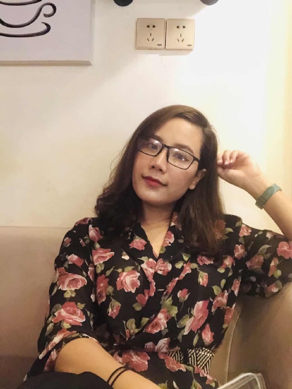 蝴蝶与蓝的第一张照片--大连相亲服务中心