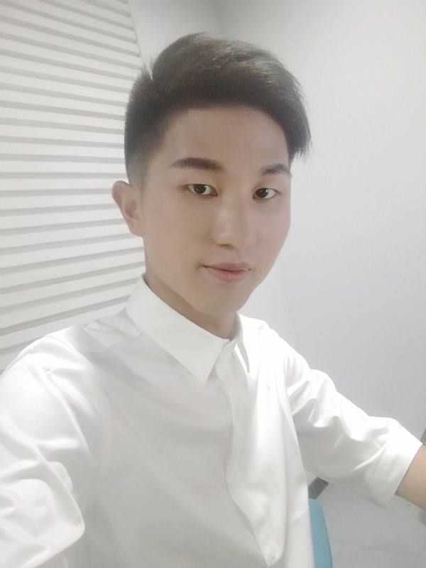 MrLi的第一张照片--大连相亲服务中心