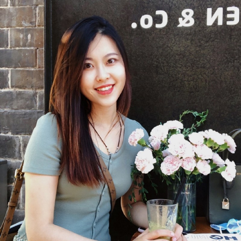 周雅茹的第一张照片--大连相亲服务中心