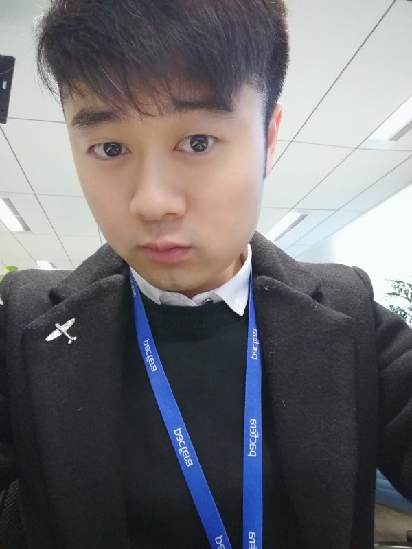 择一爱与被爱的第一张照片--大连相亲服务中心