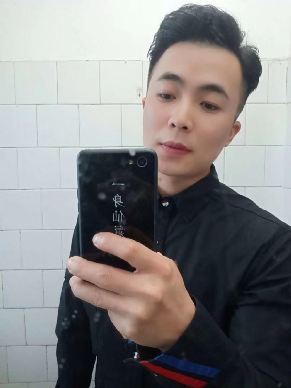 画地为牢的第二张照片--大连相亲服务中心