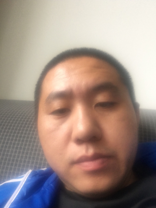 人间不值得的第三张照片--大连相亲服务中心