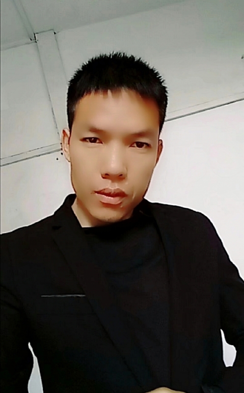 小夜曲的第一张照片--大连相亲服务中心