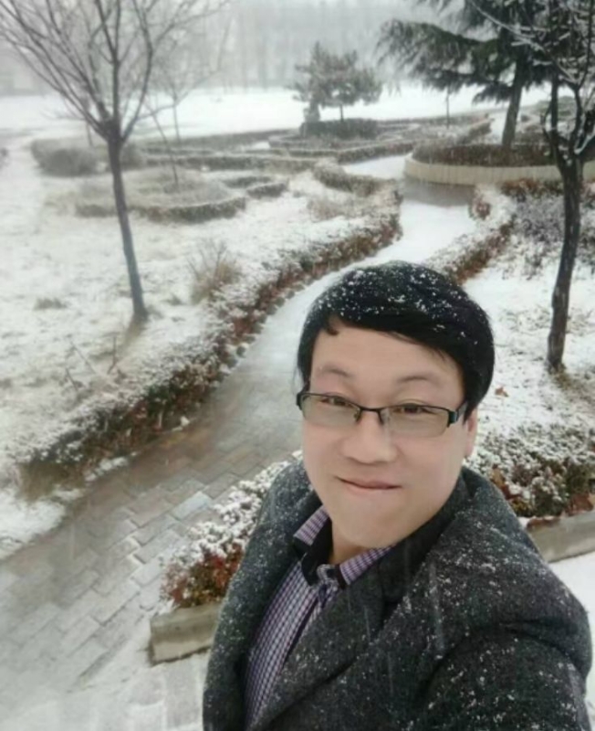 一吻天荒的第三张照片--大连相亲服务中心