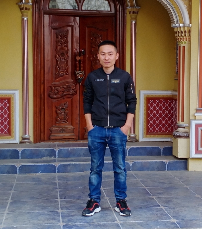 凉白开的第二张照片--大连相亲服务中心