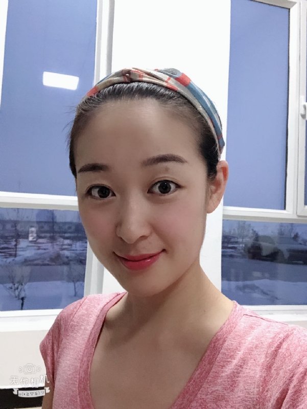 浅笑的第一张照片--大连相亲服务中心