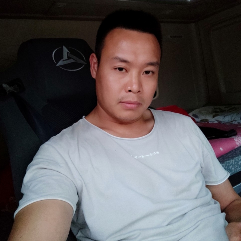 默默的第二张照片--大连相亲服务中心