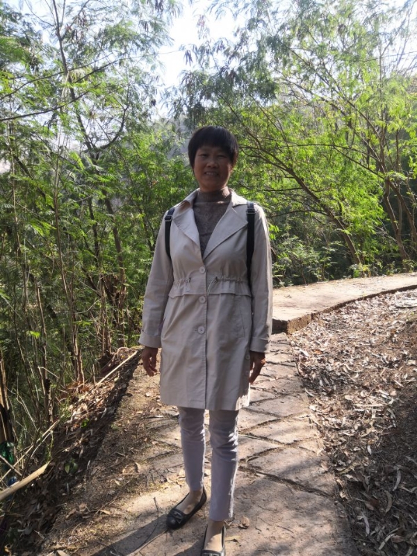 兰草的第一张照片--大连相亲服务中心