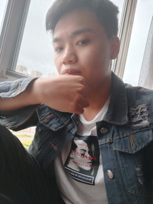 鬼卿的第四张照片--大连相亲服务中心