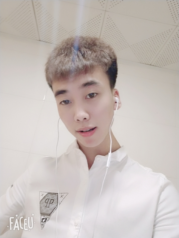 晚枫的第一张照片--大连相亲服务中心