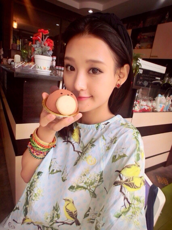 糖糖很优雅的第一张照片--大连相亲服务中心