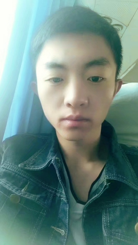 小手冰凉的第一张照片--大连相亲服务中心