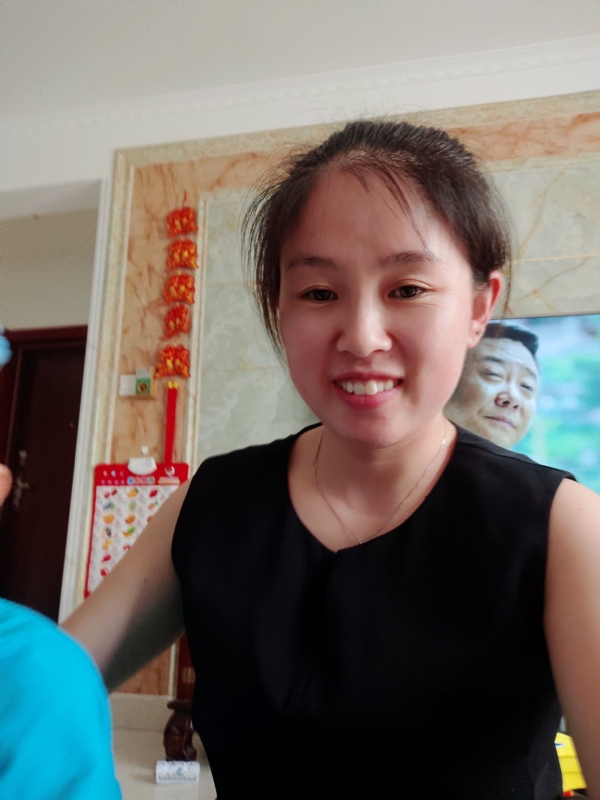 睿智的第一张照片--大连相亲服务中心